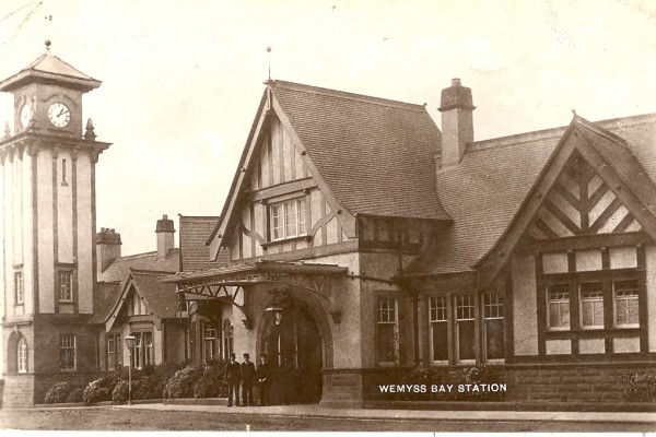 1903 station front